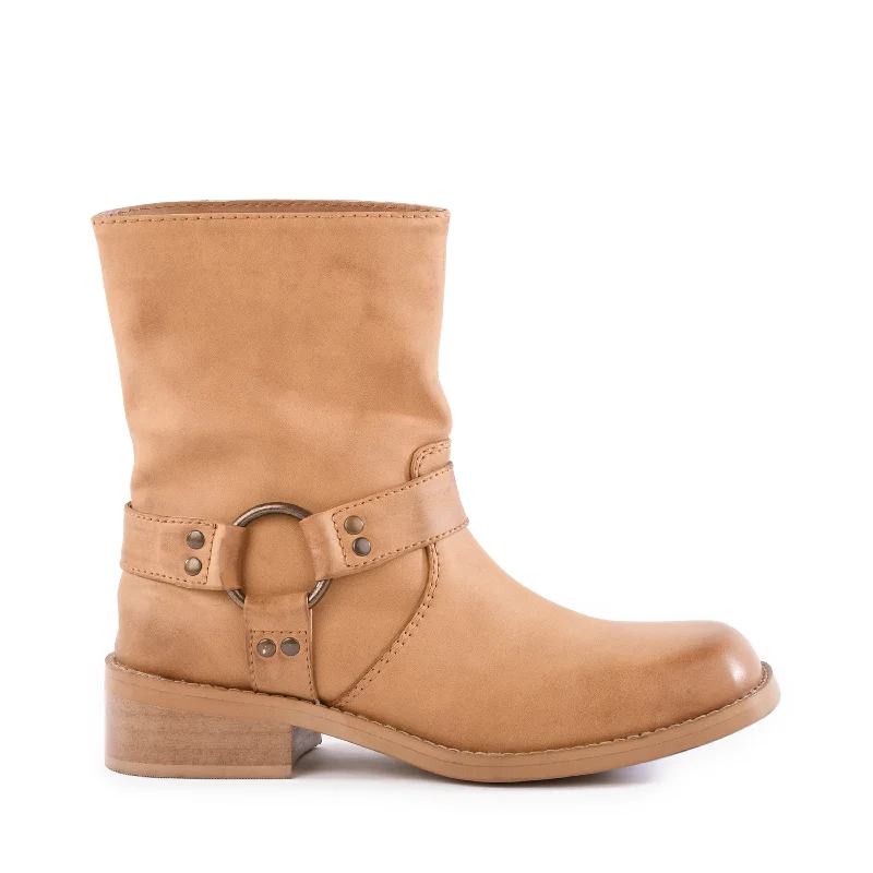 Rise Up Boot in Tan from BC Footwear