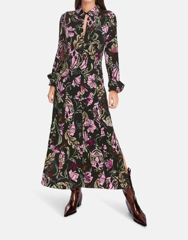 Long Sleeve Floral Vine Print Maxi Dress In Black