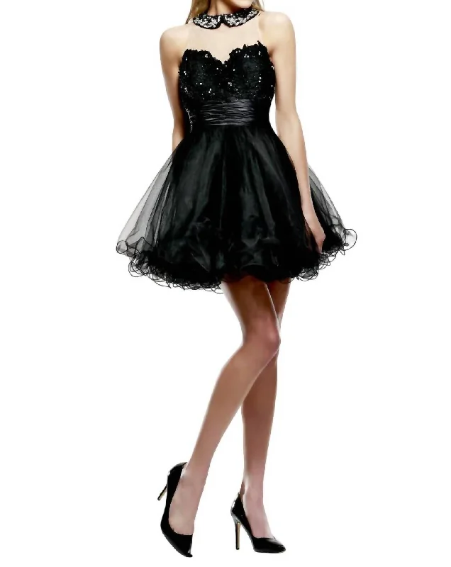 Keyhole Prom Dress In Black