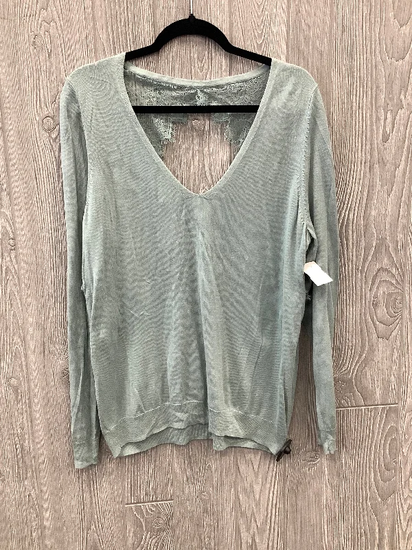 Top Long Sleeve By Maurices In Green, Size: Xl